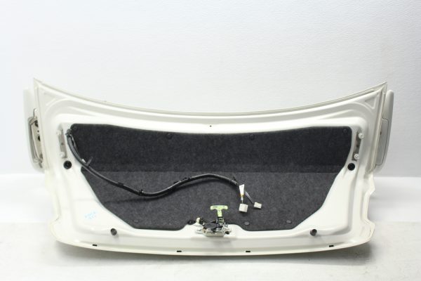 2015-2020 SUBARU WRX & STI LIMITED TRUNK LID & SPOILER WING ASSEMBLY WHITE OEM - Image 10