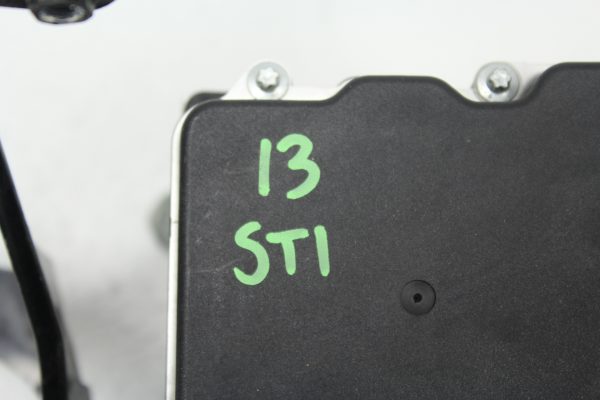 2008-2014 SUBARU WRX ABS BRAKE MODULE ANTI-LOCK PUMP ASSEMBLY OEM - Image 7