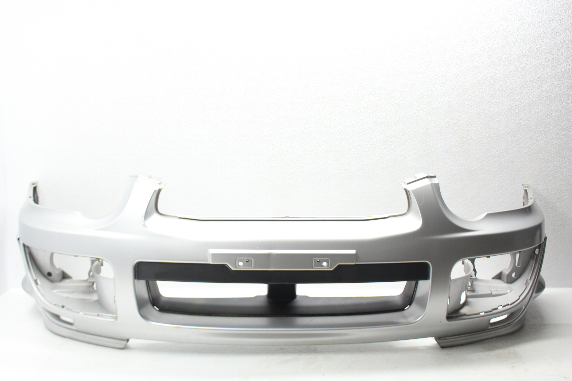 2005 subaru impreza front bumper