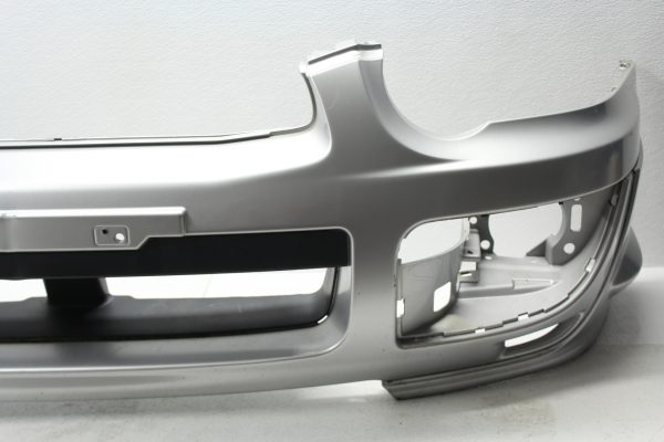 2004-2005 SUBARU WRX STI FRONT BUMPER COVER ASSEMBLY SILVER OEM - Image 3