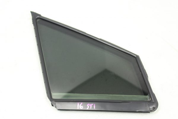 2015-2021 SUBARU WRX STI FRONT RH PASSENGER CORNER SIDE DOOR WINDOW GLASS OEM