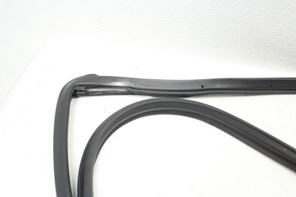 2015-2018 SUBARU IMPREZA WRX STI REAR RH PASSENGER DOOR SILL WEATHER STRIP SEDAN - Image 5