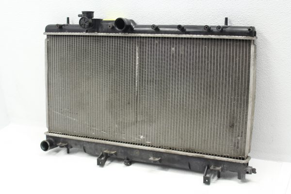 2004-2007 SUBARU WRX STI RADIATOR COOLING ASSEMBLY OEM 66075FE030 - Image 2