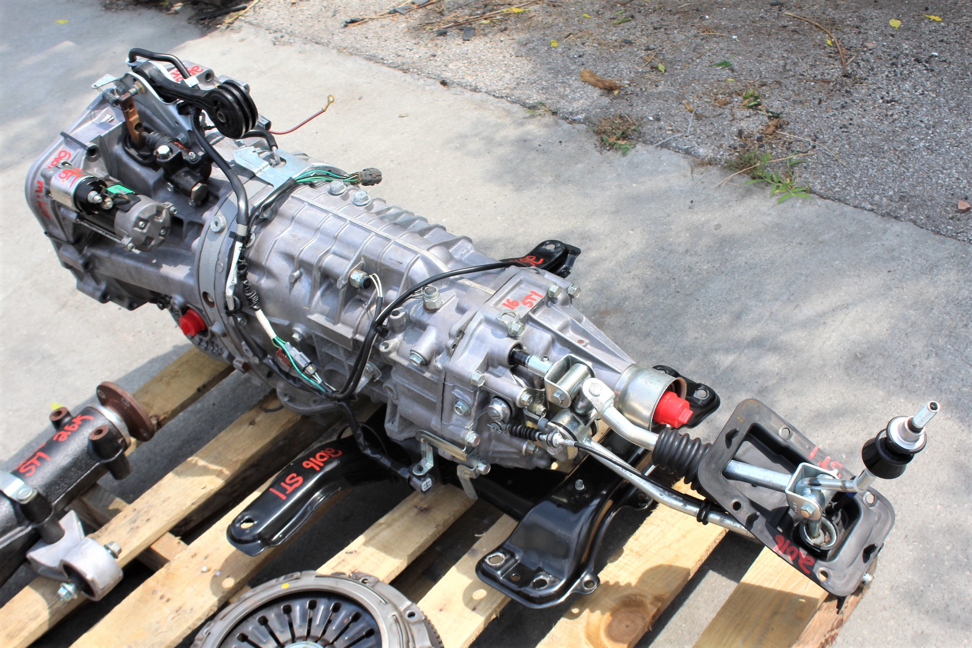 2008-2018 SUBARU WRX STI 6 SPEED MANUAL TRANSMISSION SWAP 6MT 26K MILES EJ257 - Image 5