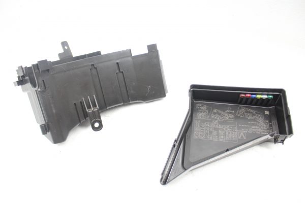 2015-2020 SUBARU WRX & STI ENGINE BAY FUSE BOX PANEL COVER ASSEMBLY - Image 6