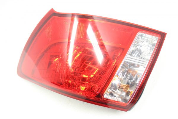 2008-2014 SUBARU WRX STI SEDAN TAILLIGHT REAR TAIL LIGHT RH PASSENGER SIDE OEM - Image 8