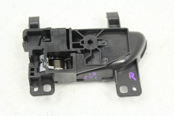 2011-2014 SUBARU WRX STI INTERIOR DOOR HANDLE RH PASSENGER SIDE - Image 4