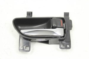 2011-2014 SUBARU WRX STI INTERIOR DOOR HANDLE RH PASSENGER SIDE