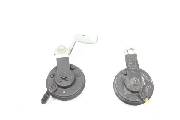 2015-2020 SUBARU WRX & STI HORNS ASSEMBLY SET PAIR OEM FACTORY - Image 4
