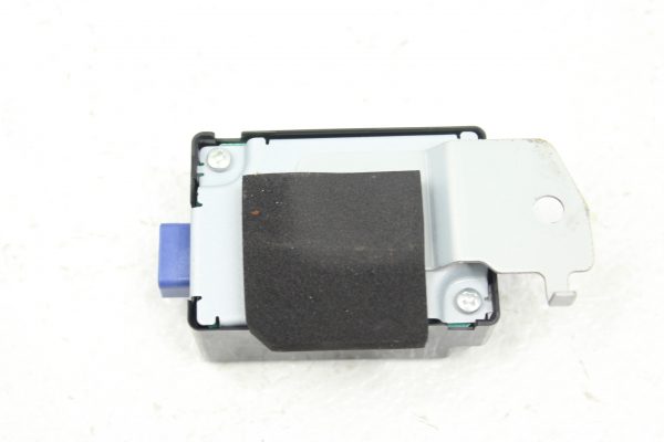 2015-2018 SUBARU WRX & STI KEYLESS ENTRY RECEIVER ASSEMBLY OEM 88831VA001 - Image 4