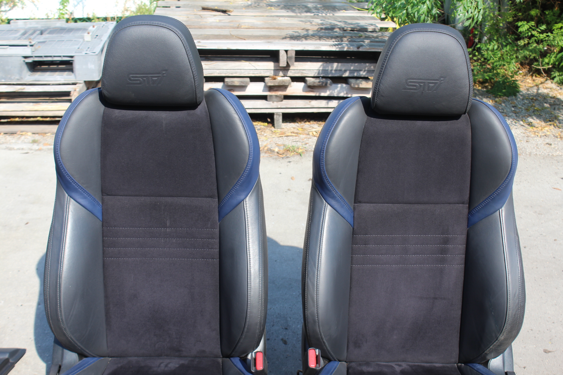 15 Subaru Wrx Sti Launch Edition Front Rear Seats Door Cards Interior Kit Subieautoparts Com