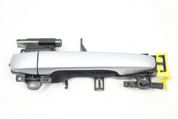 2015-2020 SUBARU WRX & STI FRONT RH PASSENGER SIDE EXTERIOR DOOR HANDLE SILVER OEM - Image 2