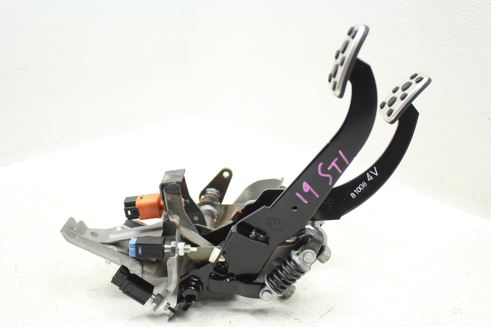20152020 SUBARU WRX & STI BRAKE & CLUTCH PEDAL ASSEMBLY OEM
