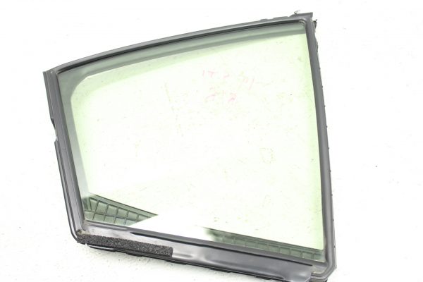 2015-2020 SUBARU WRX & STI REAR RH PASSENGER CORNER DOOR SIDE VIEW WINDOW GLASS - Image 4