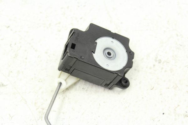 2015-2021 SUBARU WRX & STI HEATER CORE MIX MOTOR ACTUATOR OEM T1007072ZB - Image 4
