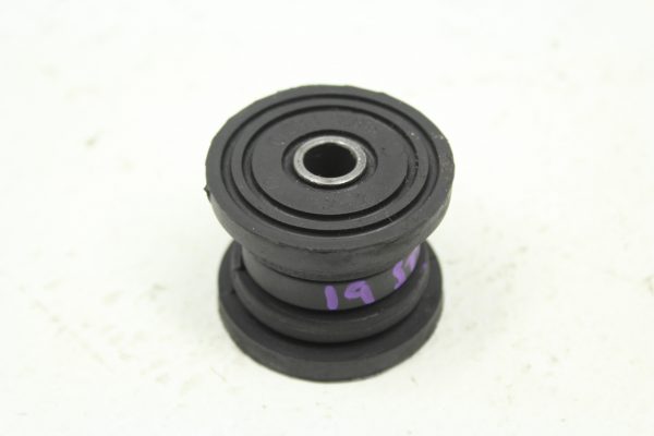 2004-2020 SUBARU WRX STI 6 SPEED SHIFTER LINKAGE BUSHING OEM 35035FE010