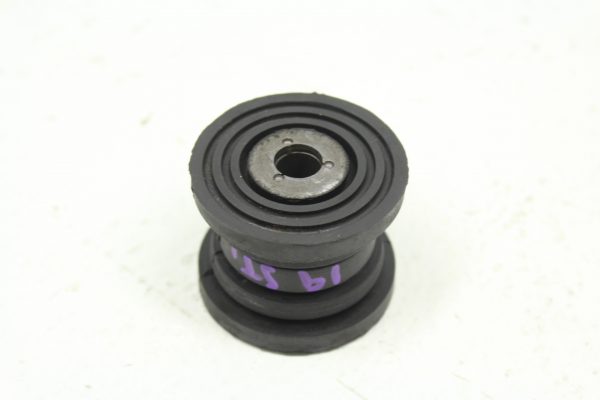 2004-2020 SUBARU WRX STI 6 SPEED SHIFTER LINKAGE BUSHING OEM 35035FE010 - Image 2