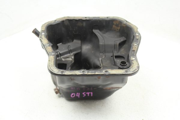 2004-2005 SUBARU WRX & STI ENGINE OIL MOTOR OIL PAN OEM 11109AA131