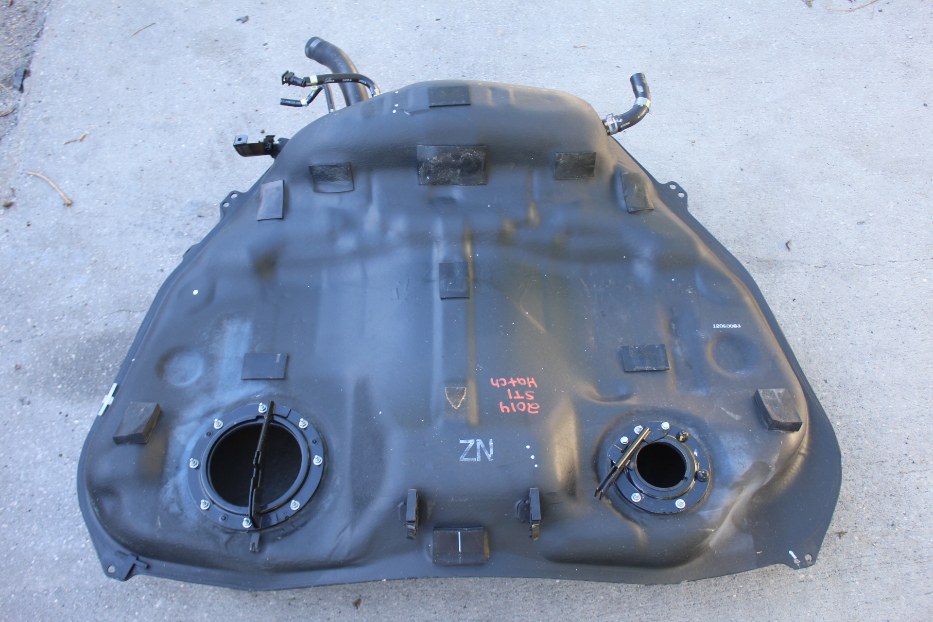 20082014 SUBARU WRX & STI HATCH FUEL CELL GAS TANK ASSEMBLY OEM