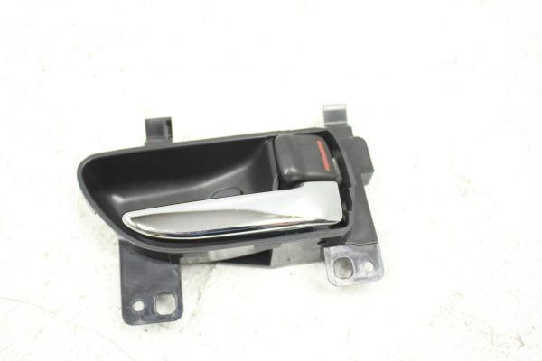 2011-2014 SUBARU WRX STI INTERIOR DOOR HANDLE RH PASSENGER SIDE