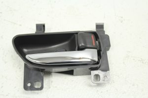 2011-2014 SUBARU WRX STI INTERIOR DOOR HANDLE RH PASSENGER SIDE