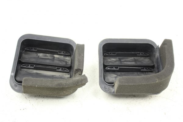 2008-2014 SUBARU WRX & STI HATCH QUARTER PANEL AIR VENT SET LH/RH OEM - Image 2
