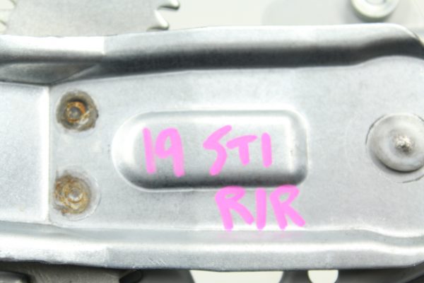 2015-2021 SUBARU WRX & STI REAR RH PASSENGER SIDE DOOR WINDOW MOTOR OEM - Image 5