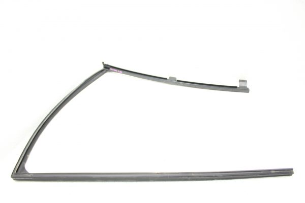 2015-2020 SUBARU WRX & STI REAR LH DRIVER SIDE DOOR WINDOW WEATHER STRIP EOM