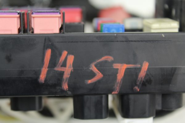 2008-2014 SUBARU WRX STI ALTERNATOR WIRING HARNESS & ENGINE FUSE BOX OEM - Image 9