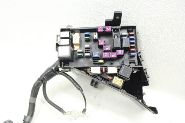 2015-2020 SUBARU WRX STI ENGINE BAY FUSE BOX RELAY PANEL & HARNESS OEM - Image 5