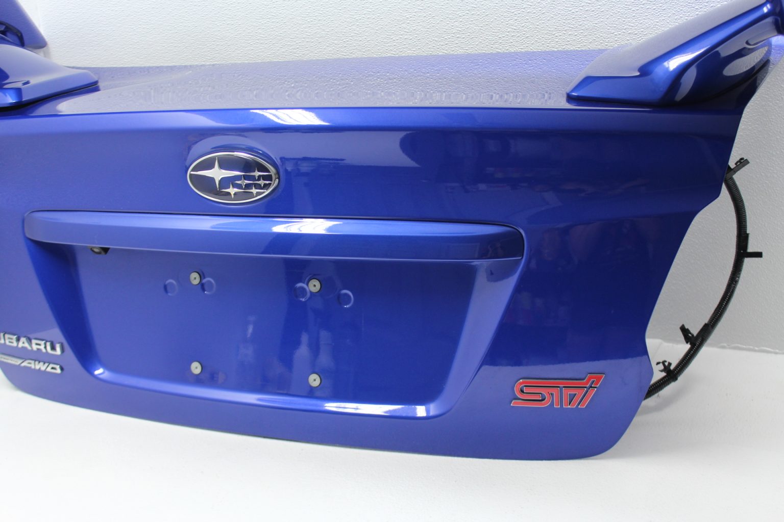20152020 SUBARU WRX STI TRUNK LID & SPOILER WING ASSEMBLY WRB BLUE