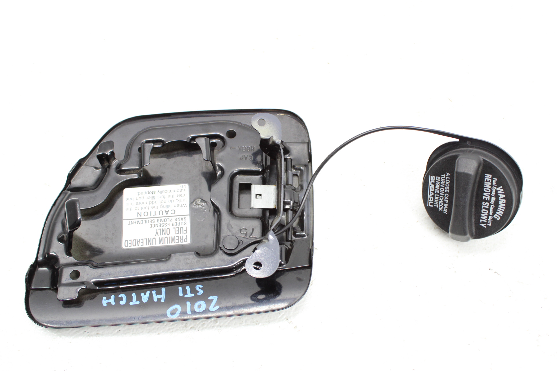 0814 20082014 SUBARU IMPREZA WRX STI SEDAN GAS CAP LID COVER ASSEMBLY