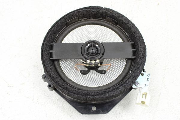 2008-2018 SUBARU WRX & STI FRONT RH PASSENGER SIDE DOOR SPEAKER 86301FG040 OEM