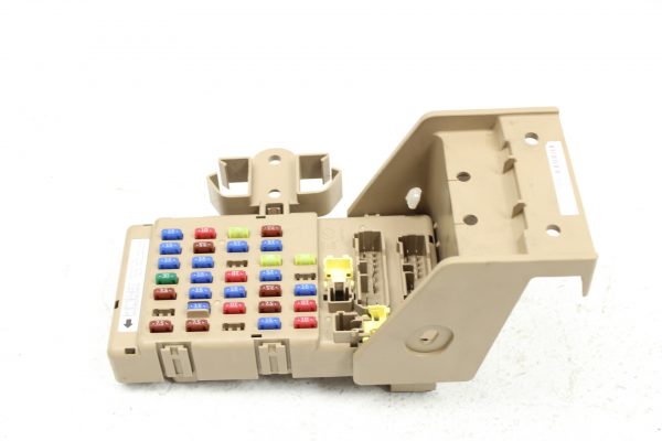 2008-2014 SUBARU WRX & STI INTERIOR DASH FUSE BOX JUNCTION 82201FG010