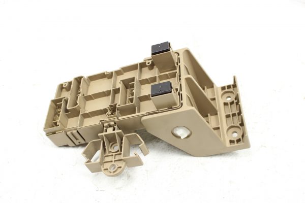 2008-2014 SUBARU WRX & STI INTERIOR DASH FUSE BOX JUNCTION 82201FG010 - Image 4