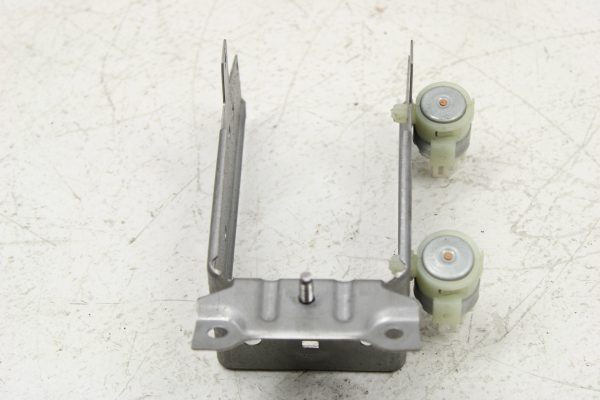2002-2007 SUBARU WRX STI INTERIOR FUSE BOX BRACKET W/RELAYS OEM 81041FE003 - Image 2