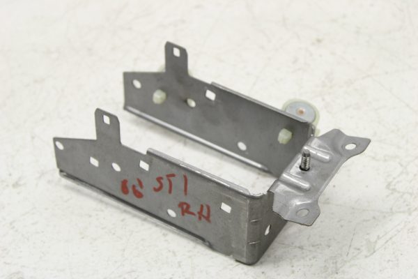 2002-2007 SUBARU WRX STI INTERIOR FUSE BOX BRACKET W/RELAYS OEM 81041FE003 - Image 3