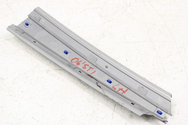 2004-2007 SUBARU WRX & STI EXTERIOR B PILLAR WEATHER STRIP MOLDING LH DRIVER SIDE - Image 4