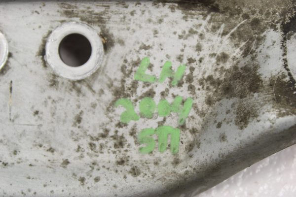 2015-2020 SUBARU WRX & STI LH DRIVER SIDE ENGINE MOTOR MOUNT PLATE OEM - Image 4