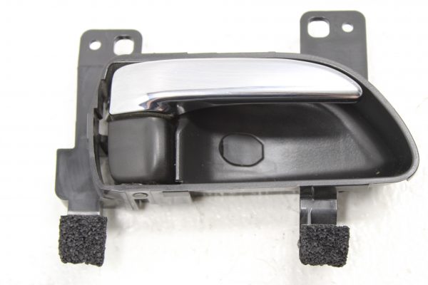 2015-2020 SUBARU WRX & STI RH INTERIOR DOOR HANDLE PASSENGER SIDE OEM - Image 2
