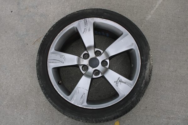 2008-2014 SUBARU WRX STI 5 SPOKE WHEEL OEM 18x8.5+55 5x114 W/ TIRE 245/40/18