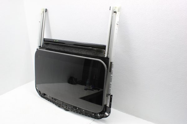 2015-2020 SUBARU WRX & STI SUNROOF SUN ROOF GLASS & FRAME ASSEMBLY OEM - Image 2