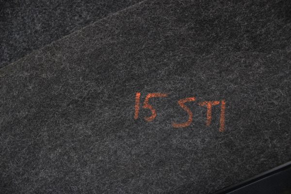 2015-2020 SUBARU WRX STI REAR SEATS UPPER & LOWER ALCANTARA/LEATHER BLACK & RED - Image 12