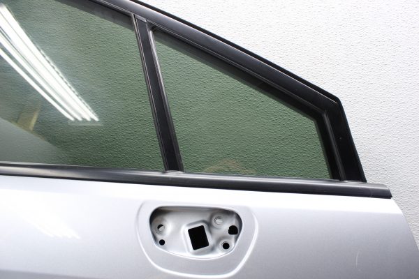 2015-2020 SUBARU WRX & STI FRONT RH PASSENGER SIDE DOOR ASSEMBLY ISM SILVER - Image 3