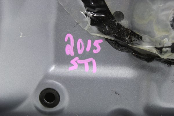 2015-2020 SUBARU WRX & STI FRONT RH PASSENGER SIDE DOOR ASSEMBLY ISM SILVER - Image 12