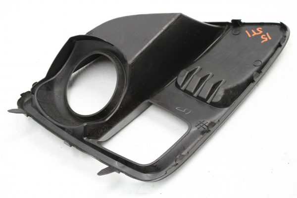 2015-2017 SUBARU WRX & STI RH PASSENGER SIDE FOG LIGHT LAMP COVER BEZEL OEM - Image 5