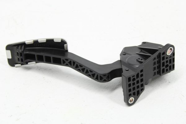 2015-2020 SUBARU WRX STI GAS PEDAL THROTTLE ACCELERATOR ASSEMBLY OEM 36010FJ030 - Image 3