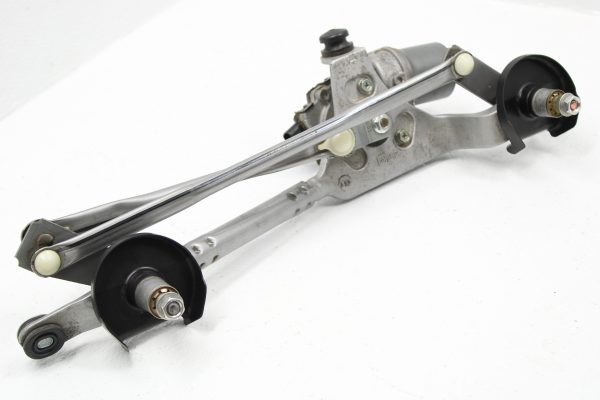 2015-2020 SUBARU WRX & STI WINDSHIELD WIPER MOTOR ASSEMBLY OEM 86511VA010