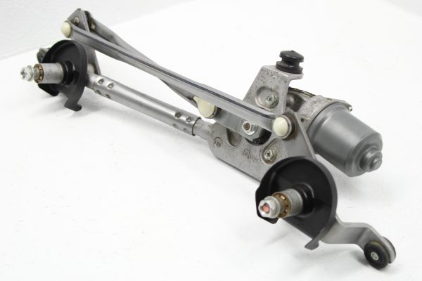 2015-2020 SUBARU WRX & STI WINDSHIELD WIPER MOTOR ASSEMBLY OEM 86511VA010 - Image 2