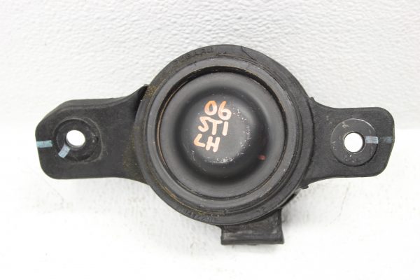 2004-2007 SUBARU WRX STI ENGINE MOTOR MOUNT LH DRIVER SIDE